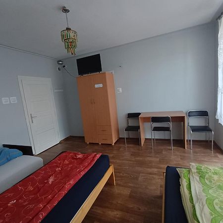 Noclegi Nad S-Ka Miechow Bagian luar foto